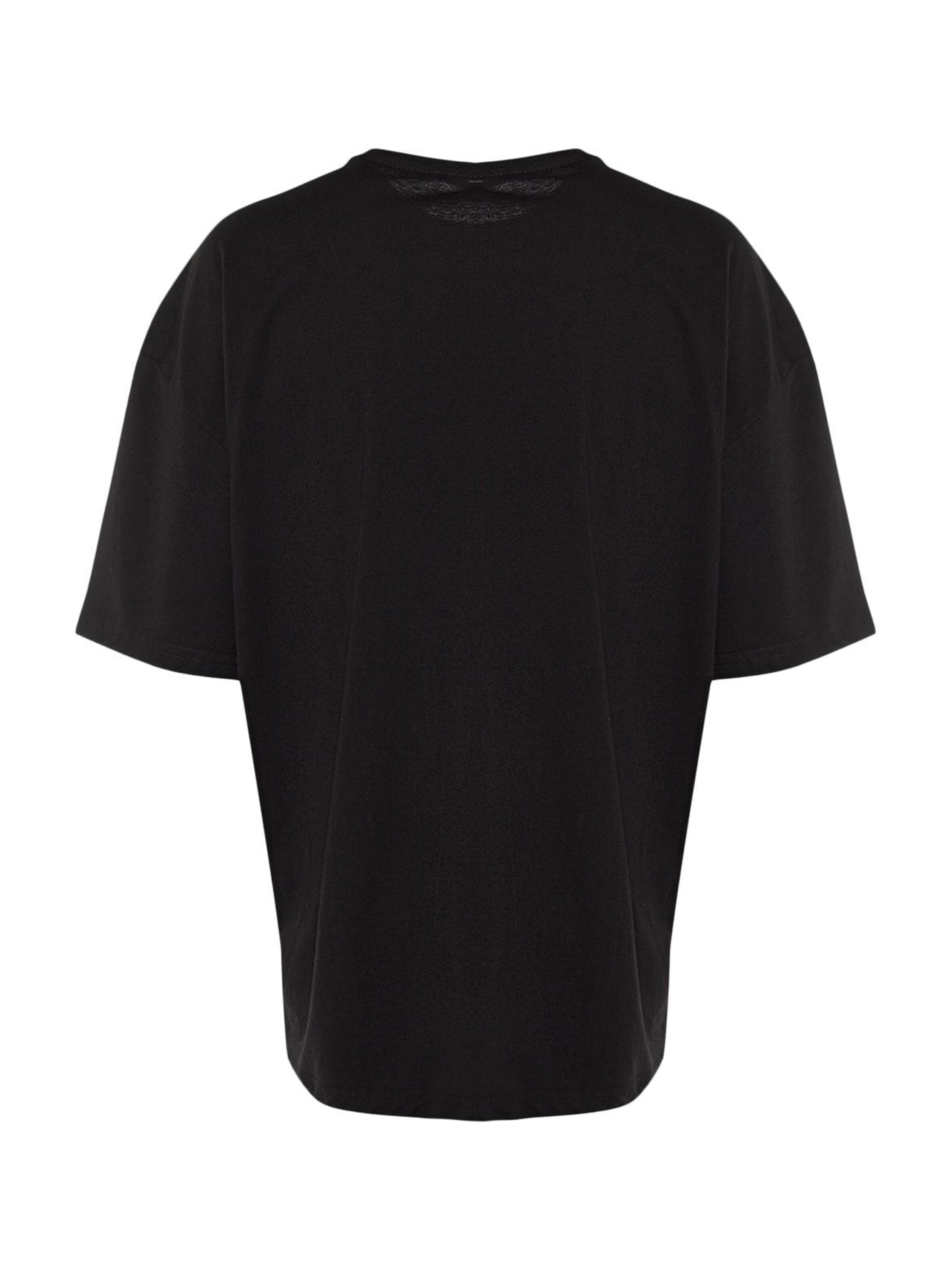 Trendyol Shirt in Black