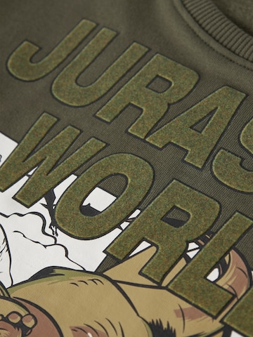 NAME IT Sweatshirt 'NMMOSH JURASSIC' i grön