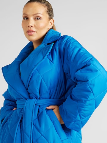 Manteau mi-saison 'MANDIE' EVOKED en bleu