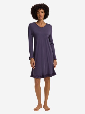 Hanro Nachthemd 'Claire' in Lila
