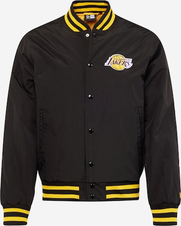 NEW ERA Between-season jacket in Black: front