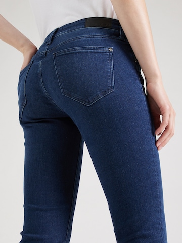 Coupe slim Jean 'Lindy' Mavi en bleu