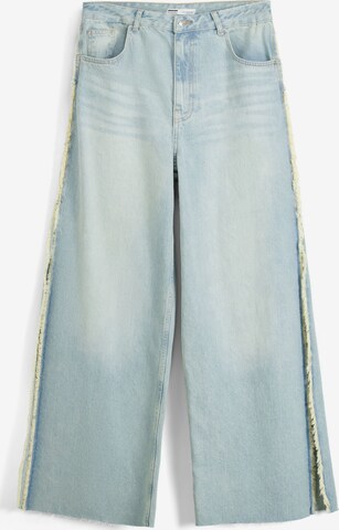 Bershka Wide leg Jeans in Blue: front