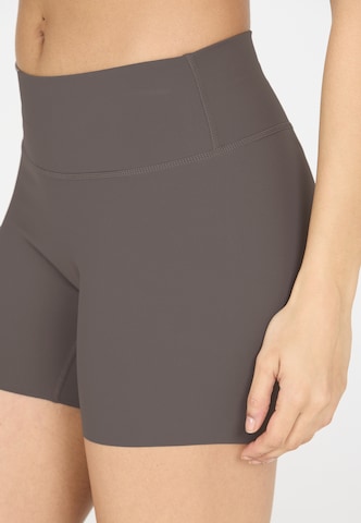Athlecia Slimfit Leggings in Bruin