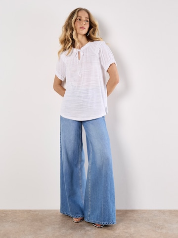 Apricot Blouse in White