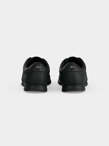 Baskets basses 'Nitan' BOSS en noir