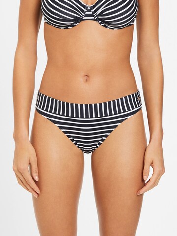 Slip costum de baie de la s.Oliver pe negru