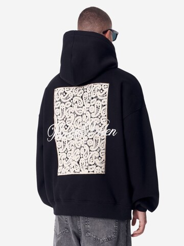 MARTIN VALEN Sports sweatshirt in Black