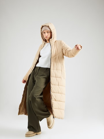 Cappotto invernale 'DALCON' di Noisy may in beige