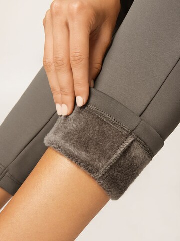 CALZEDONIA Skinny Leggings in Brown