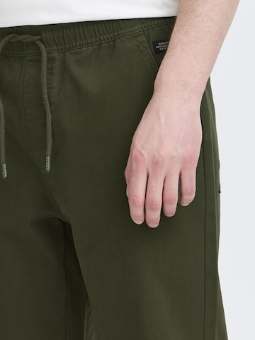 Regular Pantalon chino ' BHMADDOX ' BLEND en vert