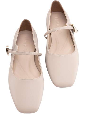Limoya Strap ballerina 'Amilia' in Beige