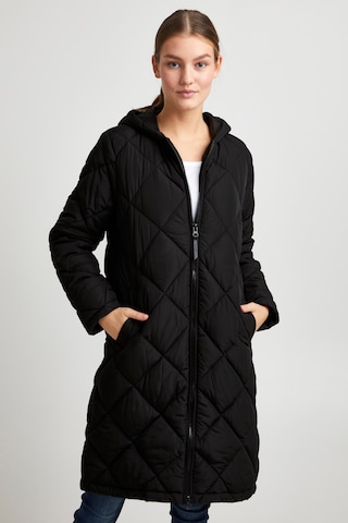 Oxmo Between-Seasons Coat 'Stanca' in Black: front