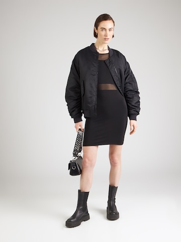 Noisy may Dress 'NMNOVA' in Black