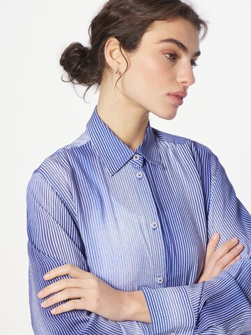 WEEKDAY - Blusa en azul