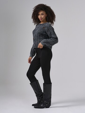 MISH Pullover 'Stacy' i grå