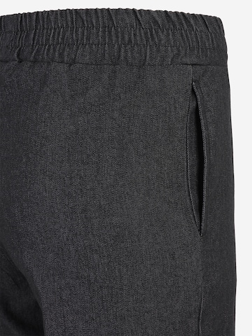 Regular Pantalon 'EVALINA' Noisy May Petite en noir