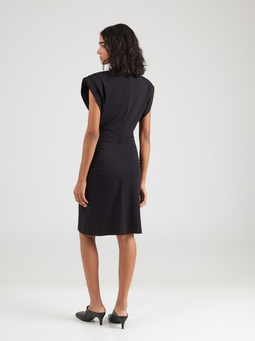 Robe & Other Stories en noir