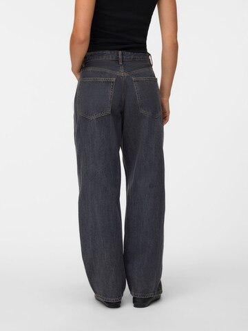 Barrel Jean 'VMZoe' VERO MODA en gris