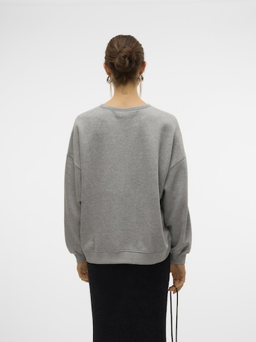 VERO MODA - Sudadera 'Ija' en gris