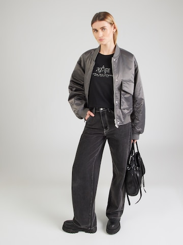 ALPHA INDUSTRIES Tričko 'Mirror' - Čierna