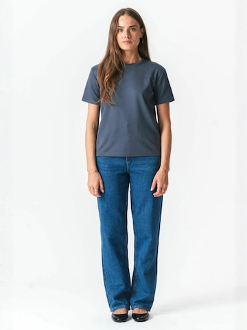 TEESHOPPEN Top ' Loose ' w kolorze szary
