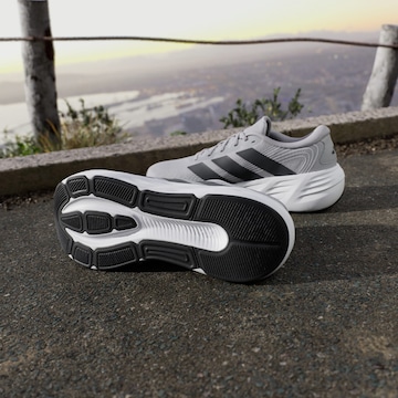 Sneaker de alergat 'Galaxy 8' de la ADIDAS PERFORMANCE pe gri