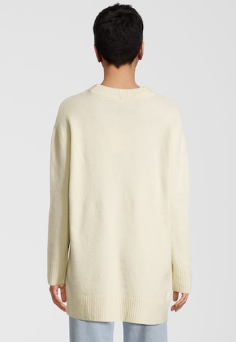 Frogbox Sweater in White