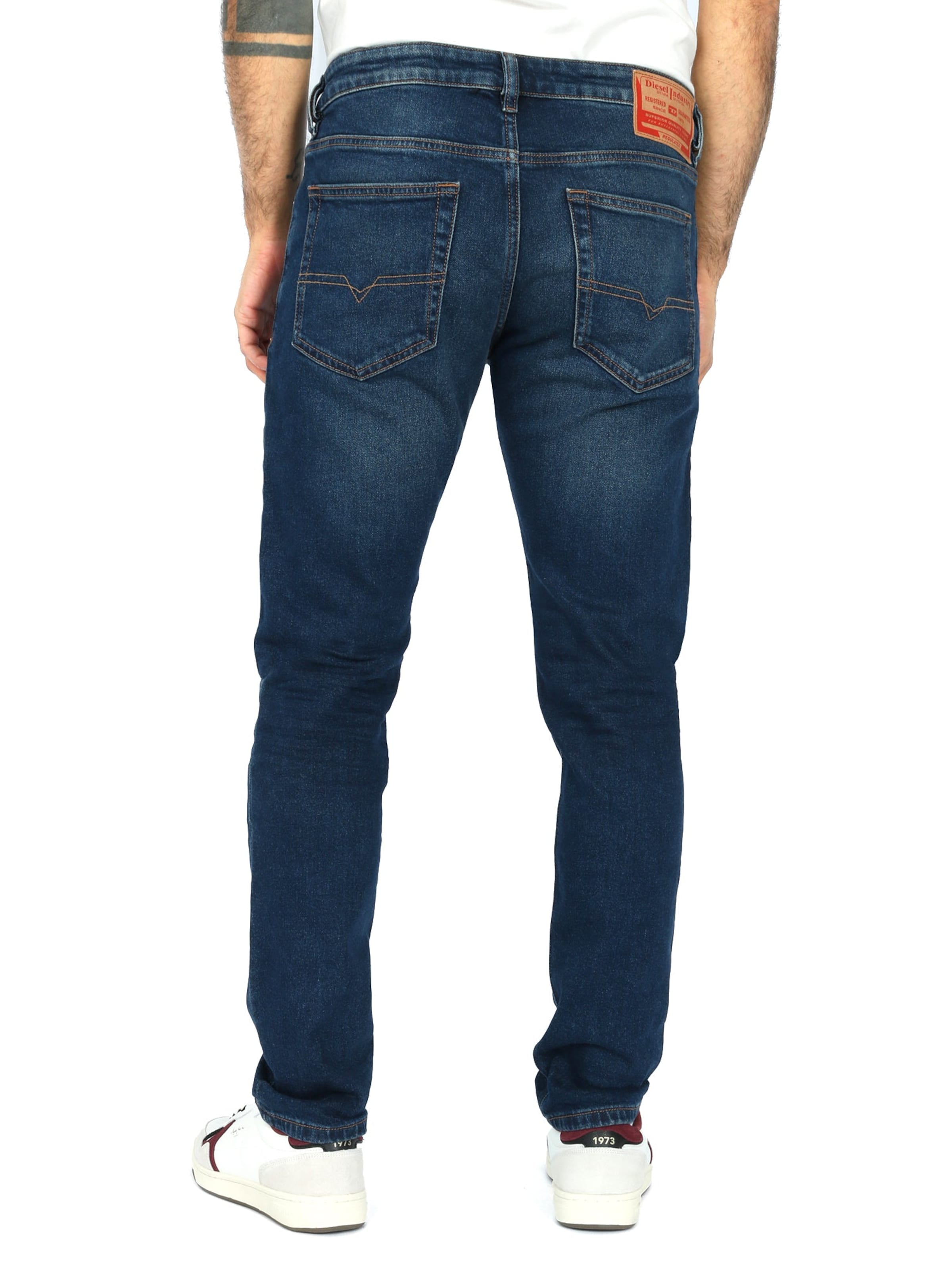 DIESEL Slimfit Jeans 'D-LUSTER'‌‌‌‌‌ in Blau