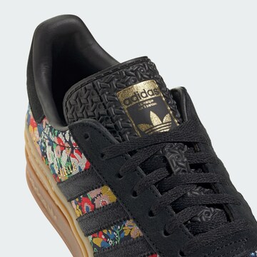 Sneaker bassa 'Gazelle Bold x Liberty London' di ADIDAS ORIGINALS in nero