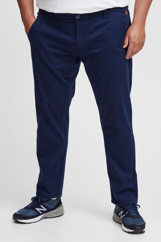 Blend Big Regular Chino 'Tromp' in Blauw: voorkant