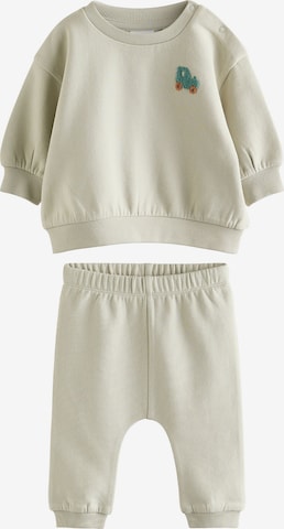 Next Setti värissä vihreä: etupuoli