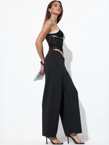 Wide Leg Pantalon 'Hose' Busem en noir