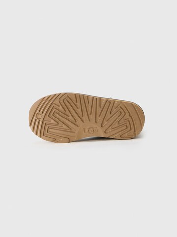 Bocanci de zăpadă 'CLASSIC ULTRA MINI' de la UGG pe verde