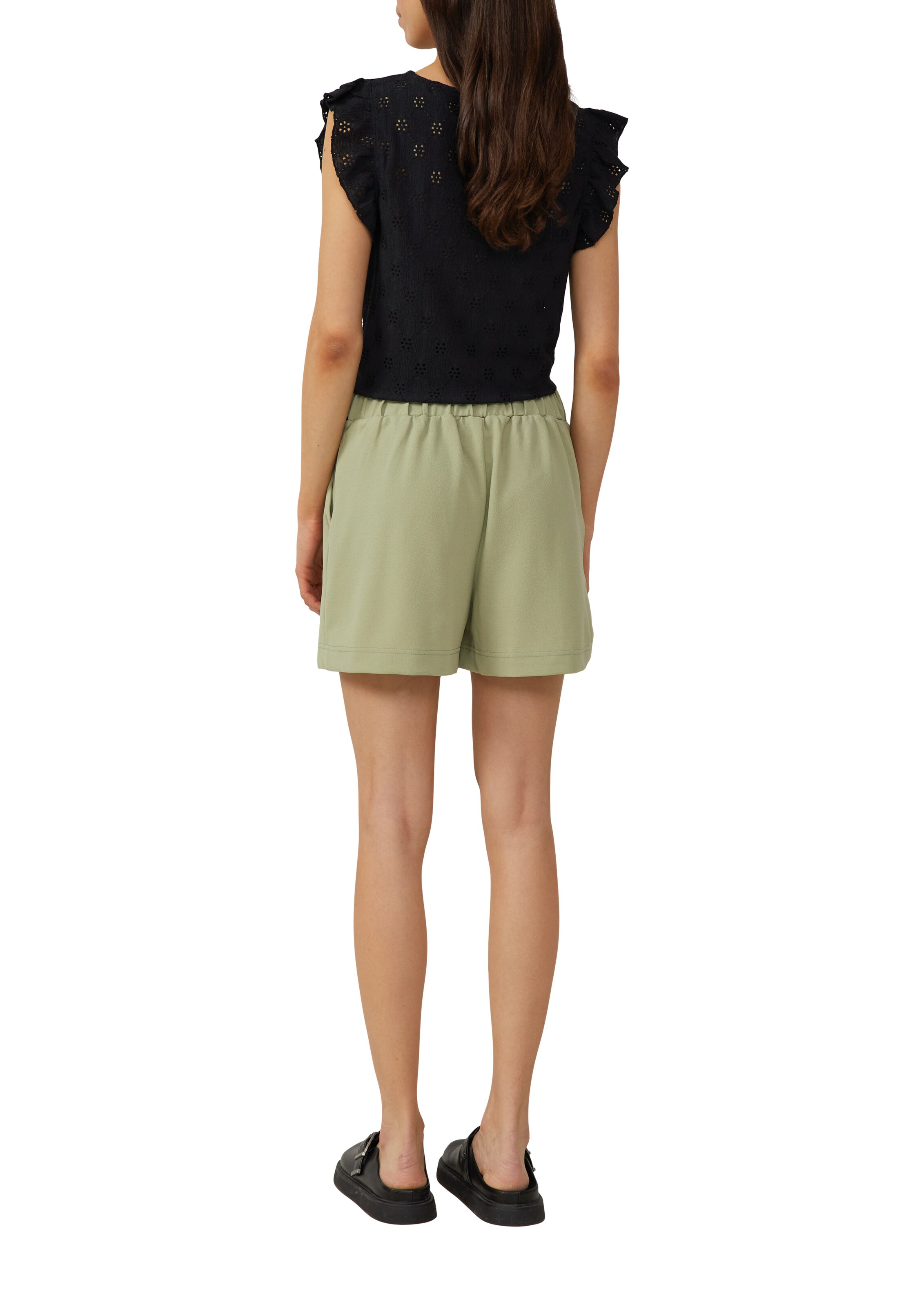 QS Regular Bundfaltenhose in Grün