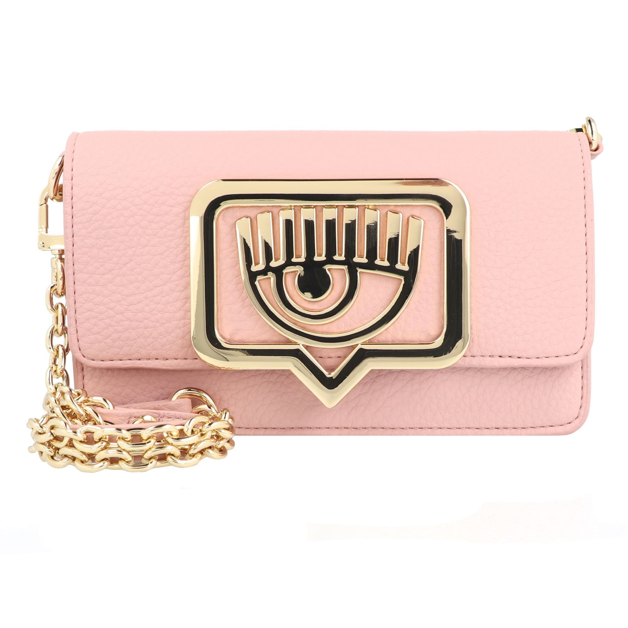 Pochette di Chiara Ferragni in rosa: frontale