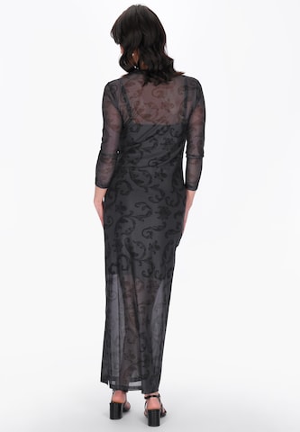 Robe Usha en noir