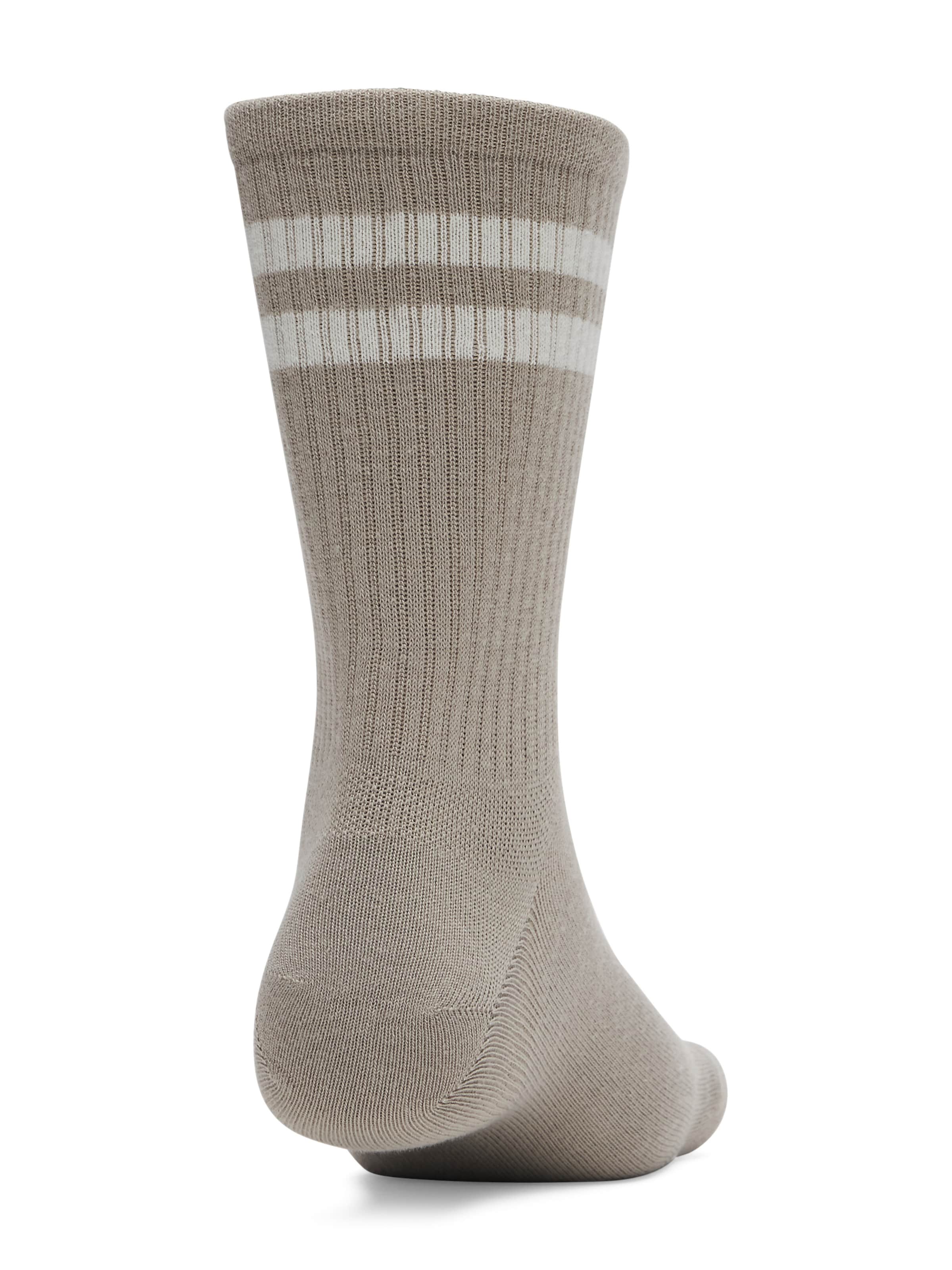 UNDER ARMOUR Athletic Socks 'Essential' in Brown