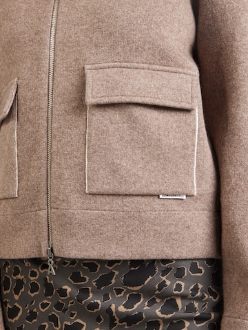 ARMEDANGELS Gebreid vest in Bruin