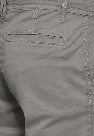 Street One MEN Slimfit Hose in Grau