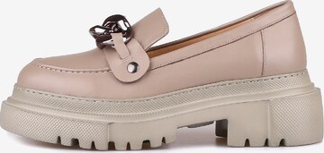 CESARE GASPARI Loafer Classic Flats Leather loafer in Beige: predná strana