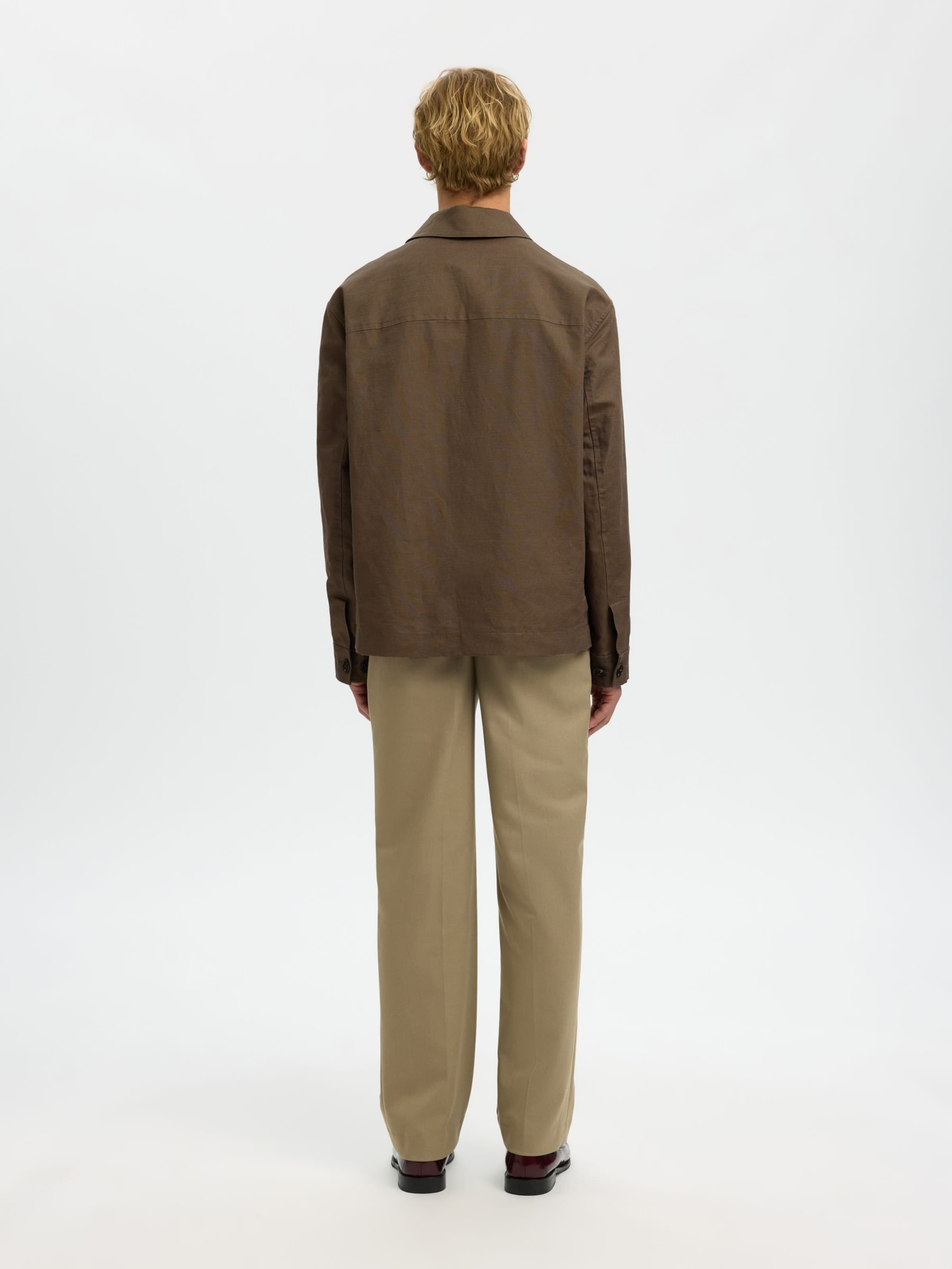 SELECTED Tussenjas in Bruin