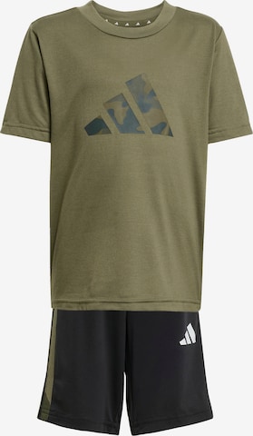 ADIDAS SPORTSWEAR Тренировочный костюм 'Train Essentials' в Зеленый: спереди