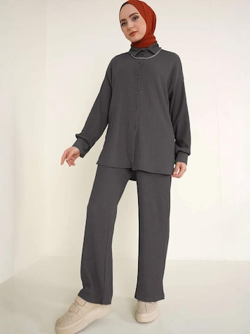 Pantalons de tailleur Bigdart en gris : devant