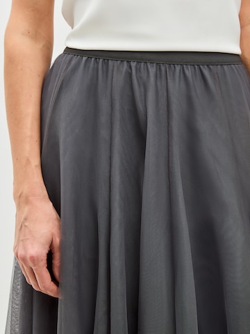 Serena Silueta Nederdel 'Ballerina' i grå