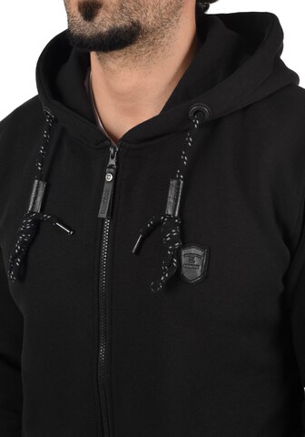 INDICODE JEANS Zip-Up Hoodie in Black