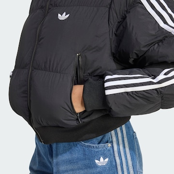 ADIDAS ORIGINALSZimska jakna 'Adicolor' - crna boja