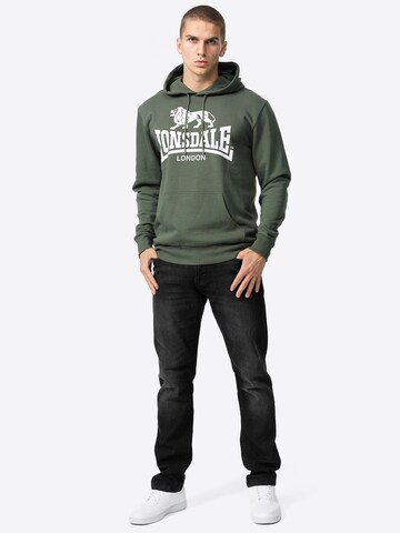 LONSDALE Sweatshirt 'SHERBORNE' in Green