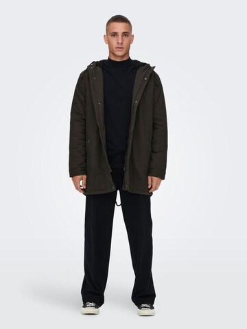 Only & Sons Winterparka in Bruin