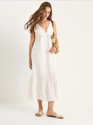 Bianco Lucci Summer Dress in White